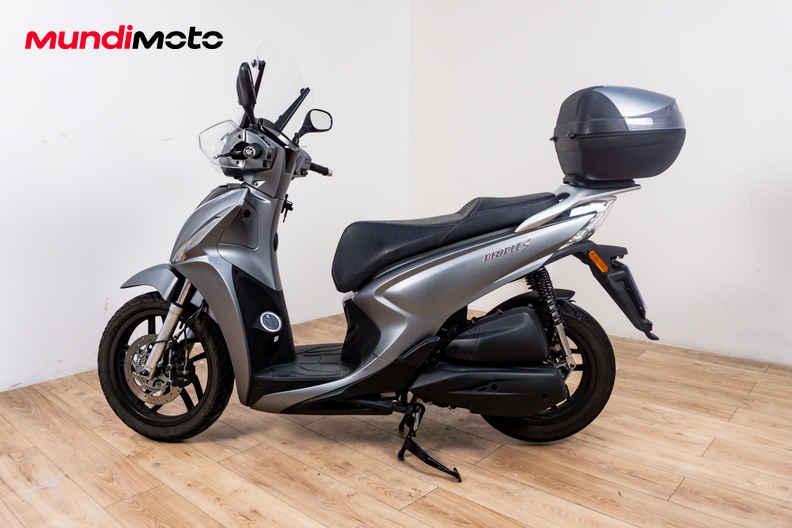 Motorbike image 5