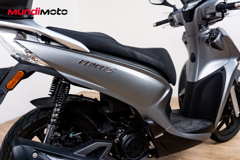 Motorbike image 3