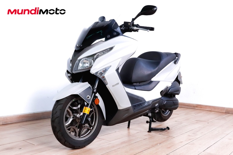 Motorbike image 7