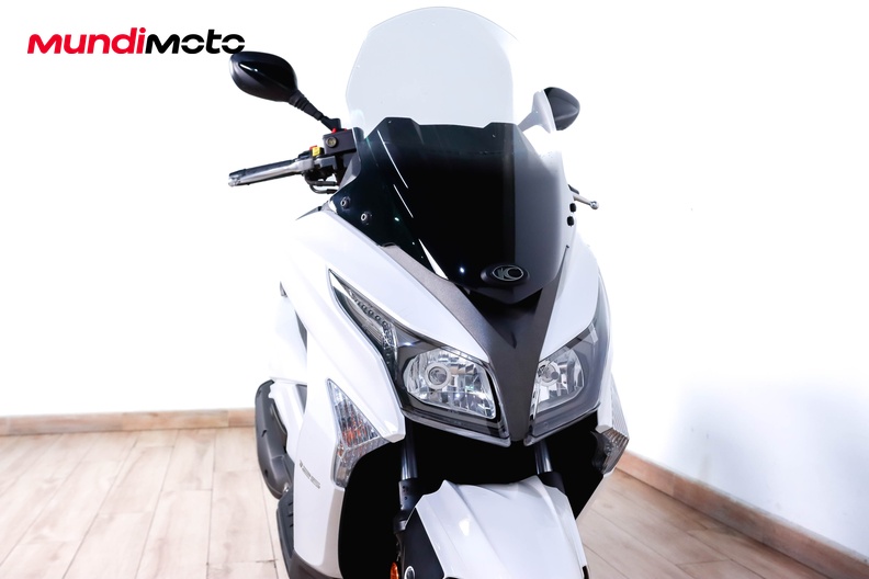 Motorbike image 4