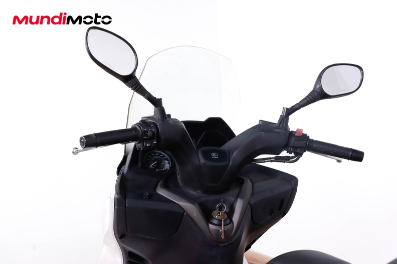 Motorbike image 10