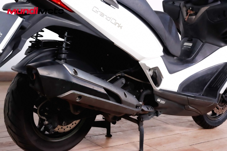 Motorbike image 3