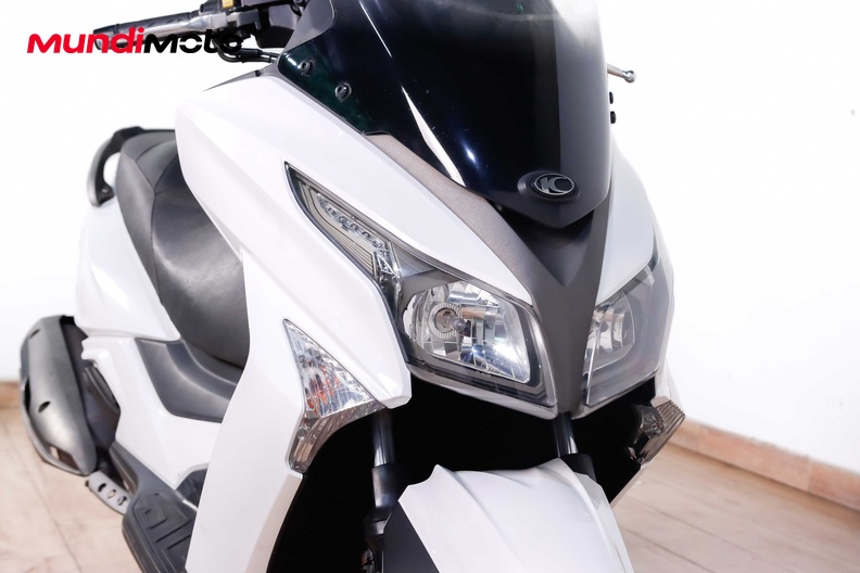 Motorbike image 4