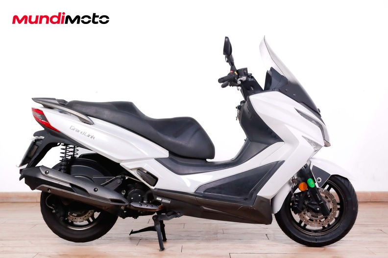 Motorbike image 0