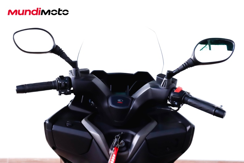 Motorbike image 10