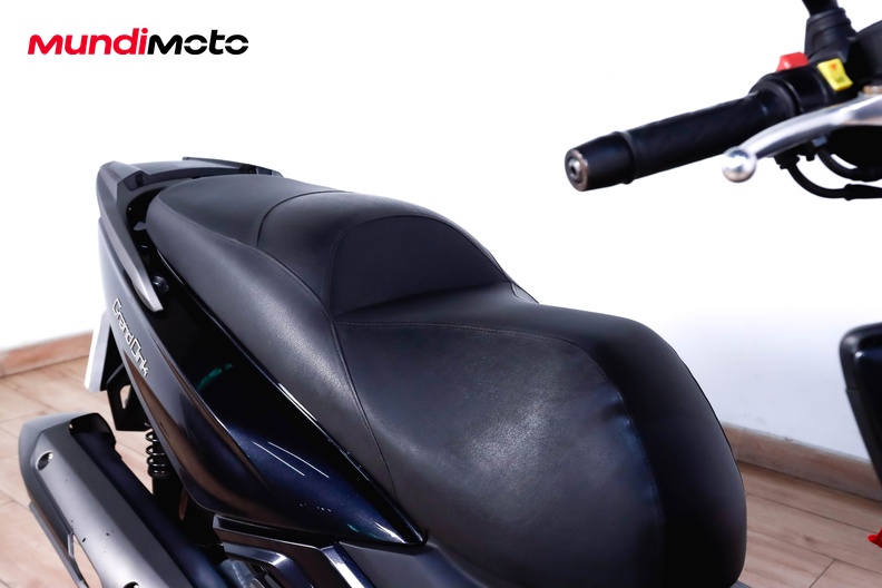 Motorbike image 12