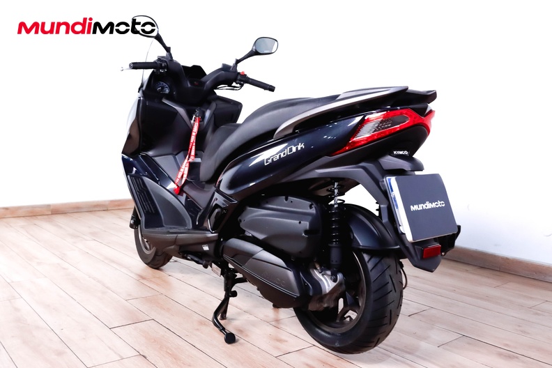 Motorbike image 6