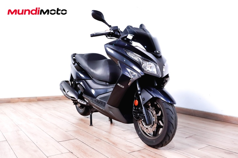 Motorbike image 1