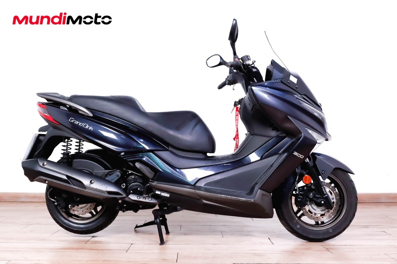 Motorbike image 0