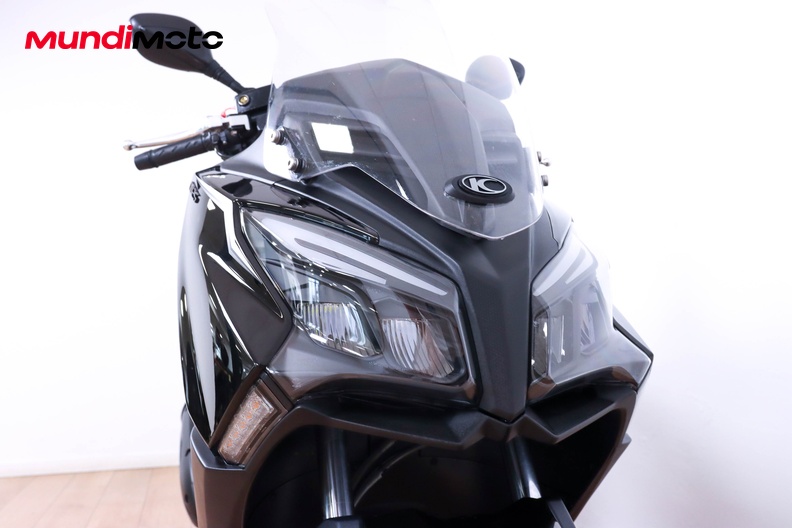 Motorbike image 4
