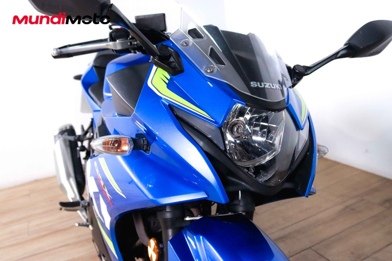 Motorbike image 4