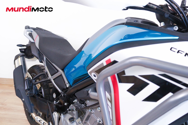 Motorbike image 13