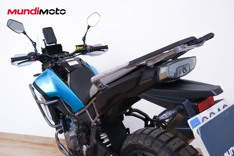 Motorbike image 9