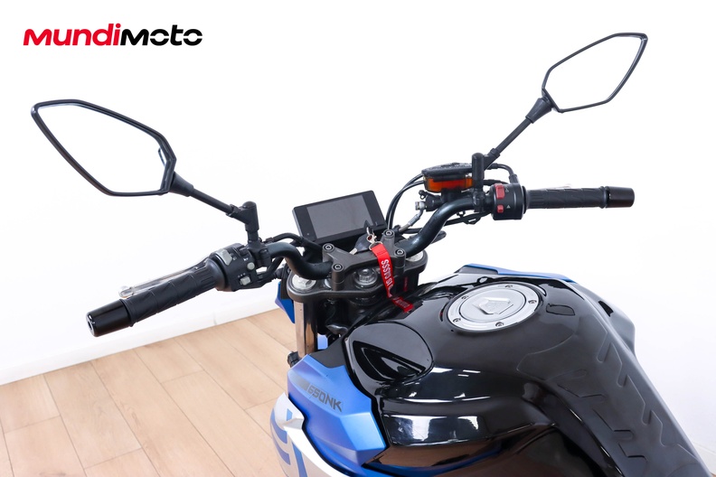 Motorbike image 10