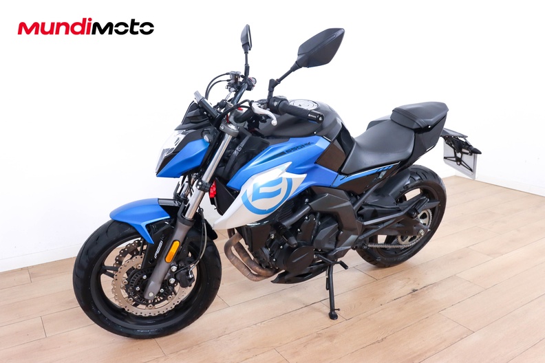Motorbike image 7