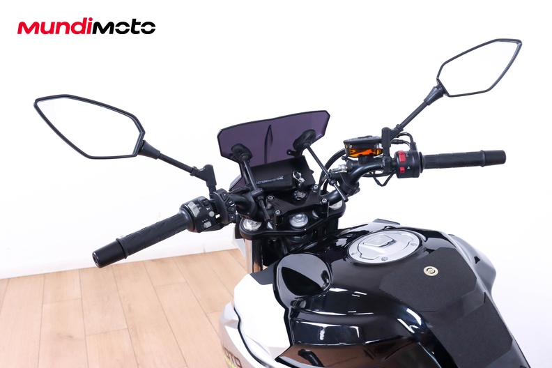 Motorbike image 10