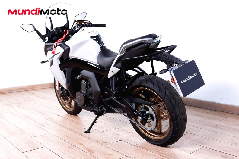 Motorbike image 6