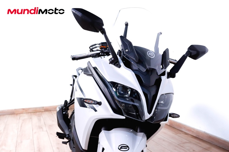 Motorbike image 4