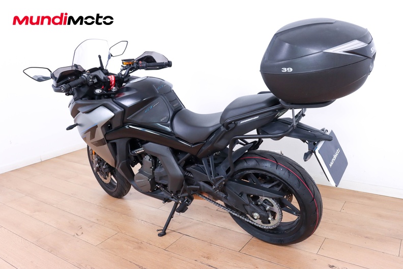 Motorbike image 6