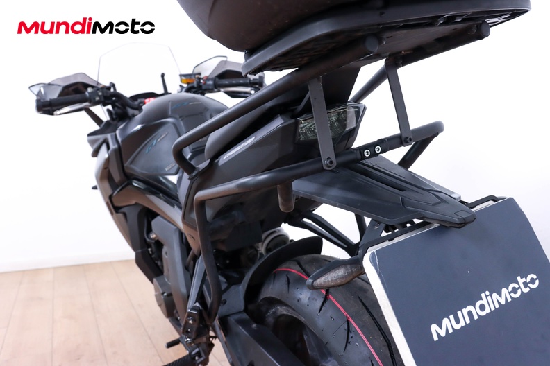 Motorbike image 9