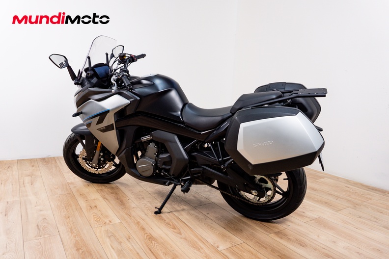 Motorbike image 7