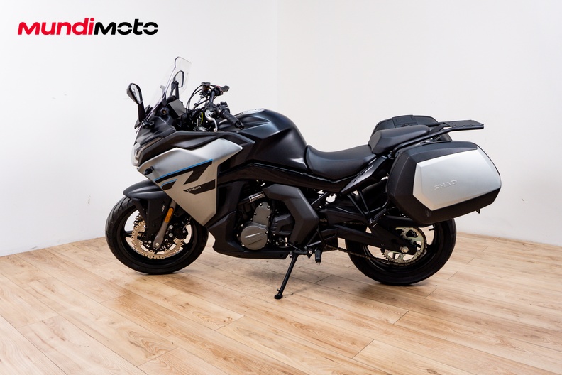 Motorbike image 5