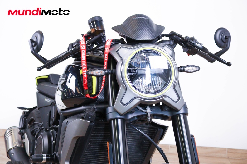 Motorbike image 4