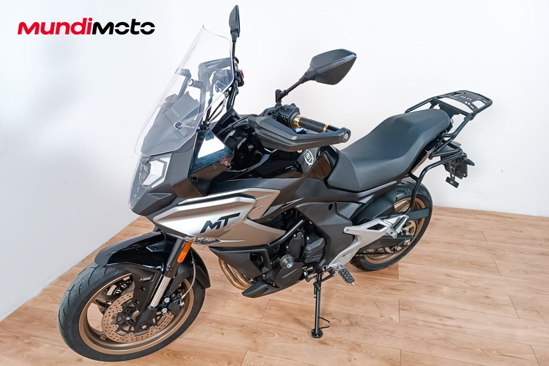 Motorbike image 6