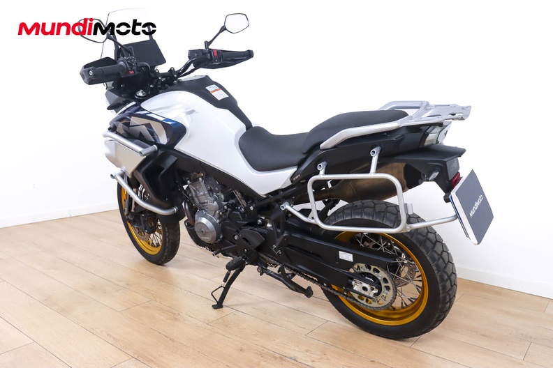 Motorbike image 6