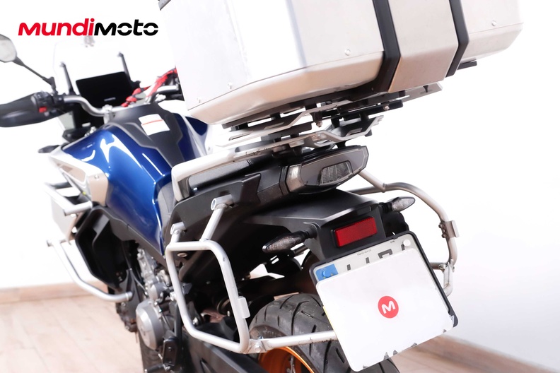 Motorbike image 9