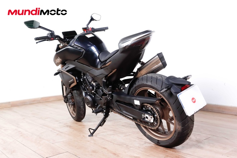 Motorbike image 6