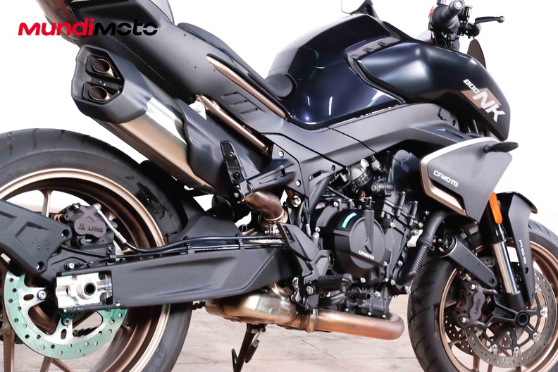 Motorbike image 3