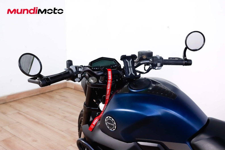 Motorbike image 10