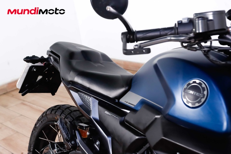 Motorbike image 13