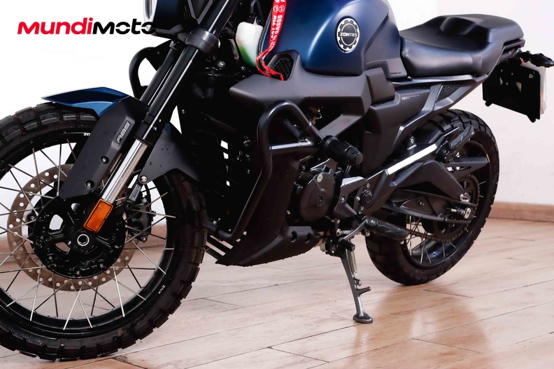 Motorbike image 8