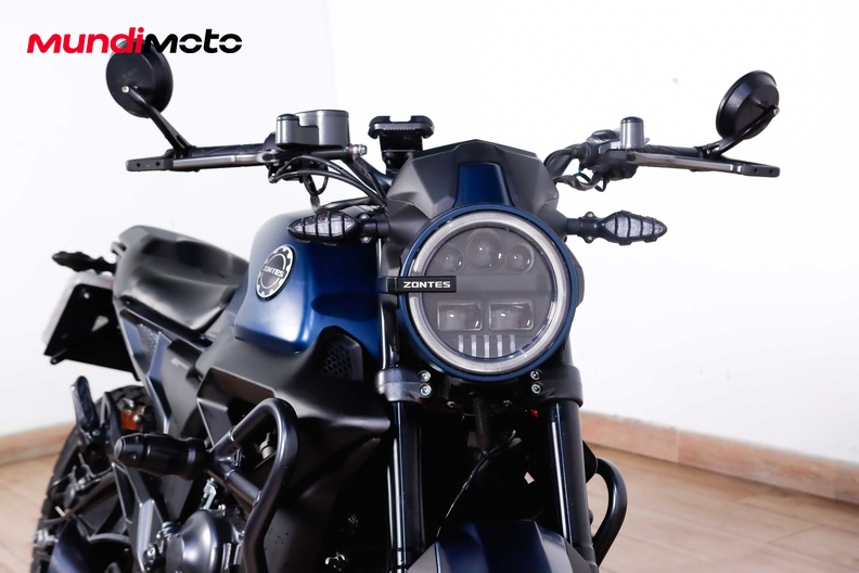 Motorbike image 4
