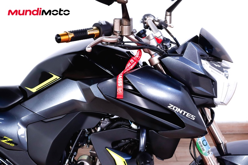 Motorbike image 12
