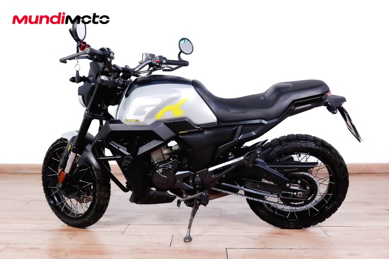 Motorbike image 5