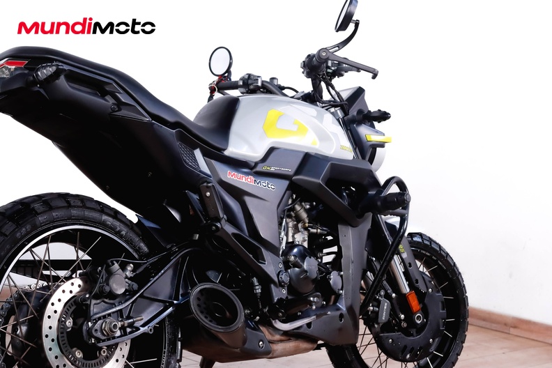 Motorbike image 3