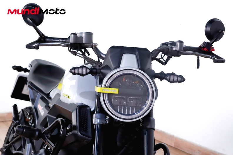 Motorbike image 4