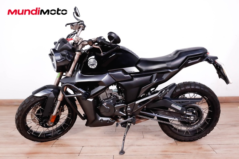 Motorbike image 5
