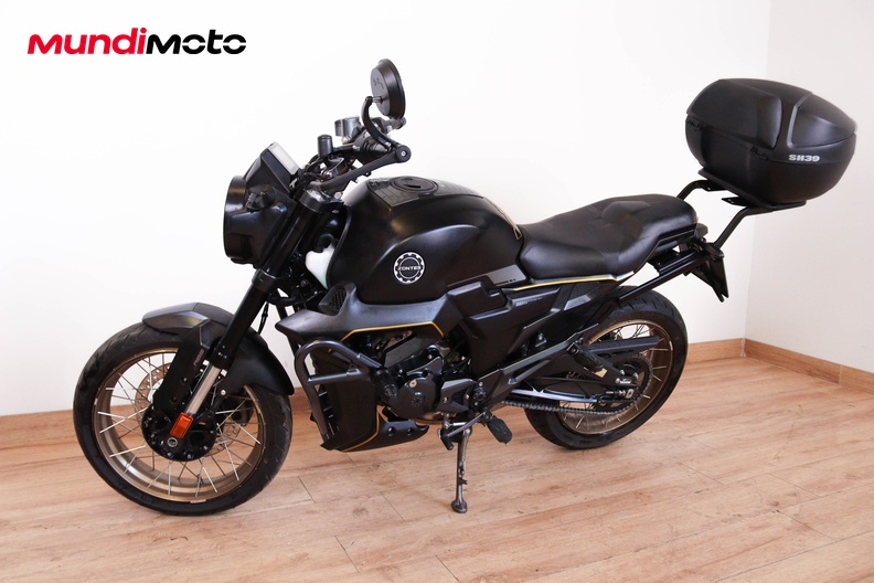 Motorbike image 7