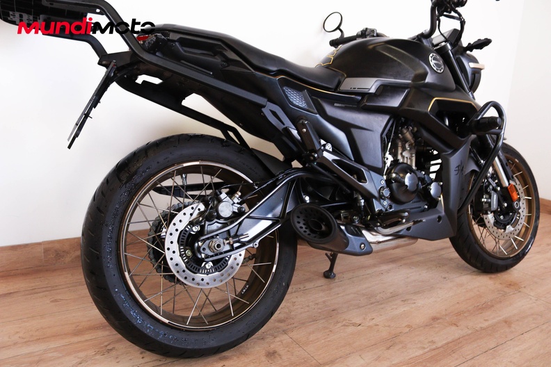 Motorbike image 3
