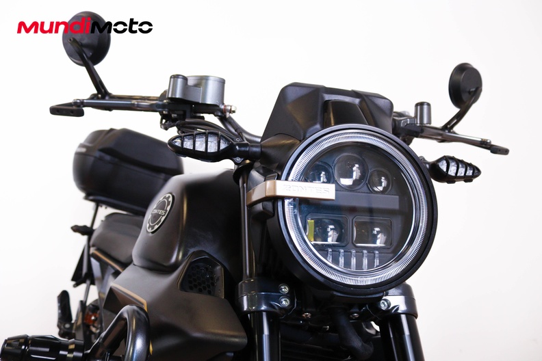 Motorbike image 4