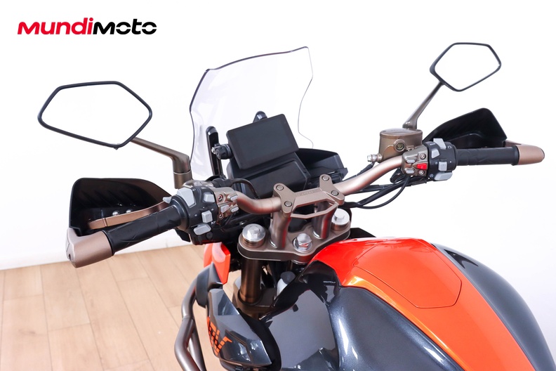 Motorbike image 10