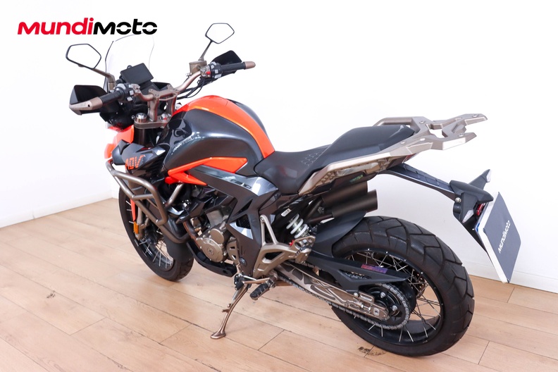 Motorbike image 6