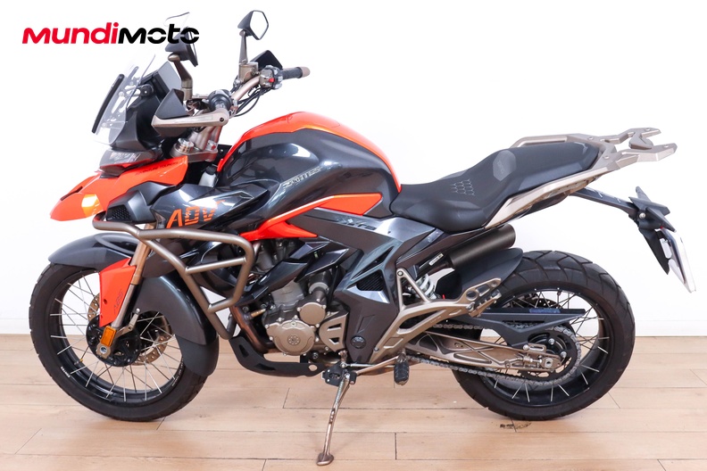 Motorbike image 5