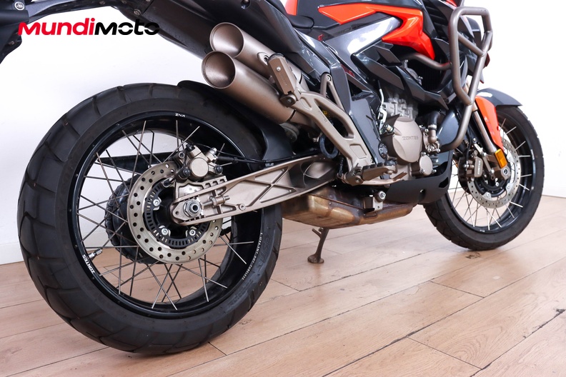Motorbike image 3