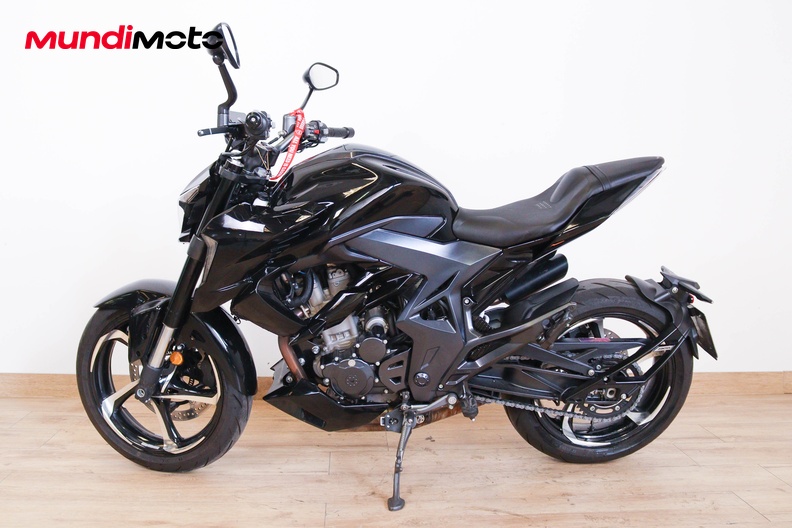 Motorbike image 5