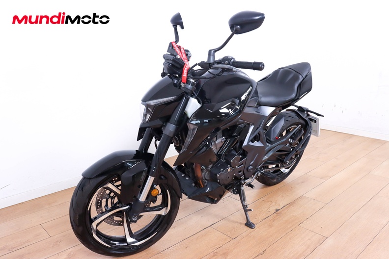 Motorbike image 7